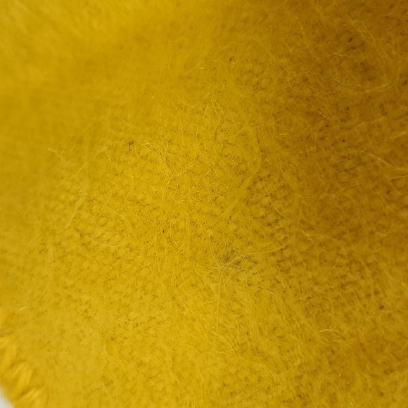 Alpaca Camargo Yellow Scarf - Picture 10 of 10